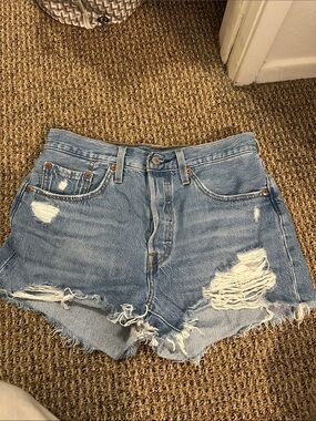 Levi 501 Classic Distressed Women’s Denim Shorts - Blue
